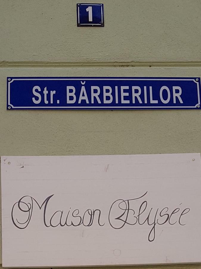 Maison Elysee Сибиу Экстерьер фото